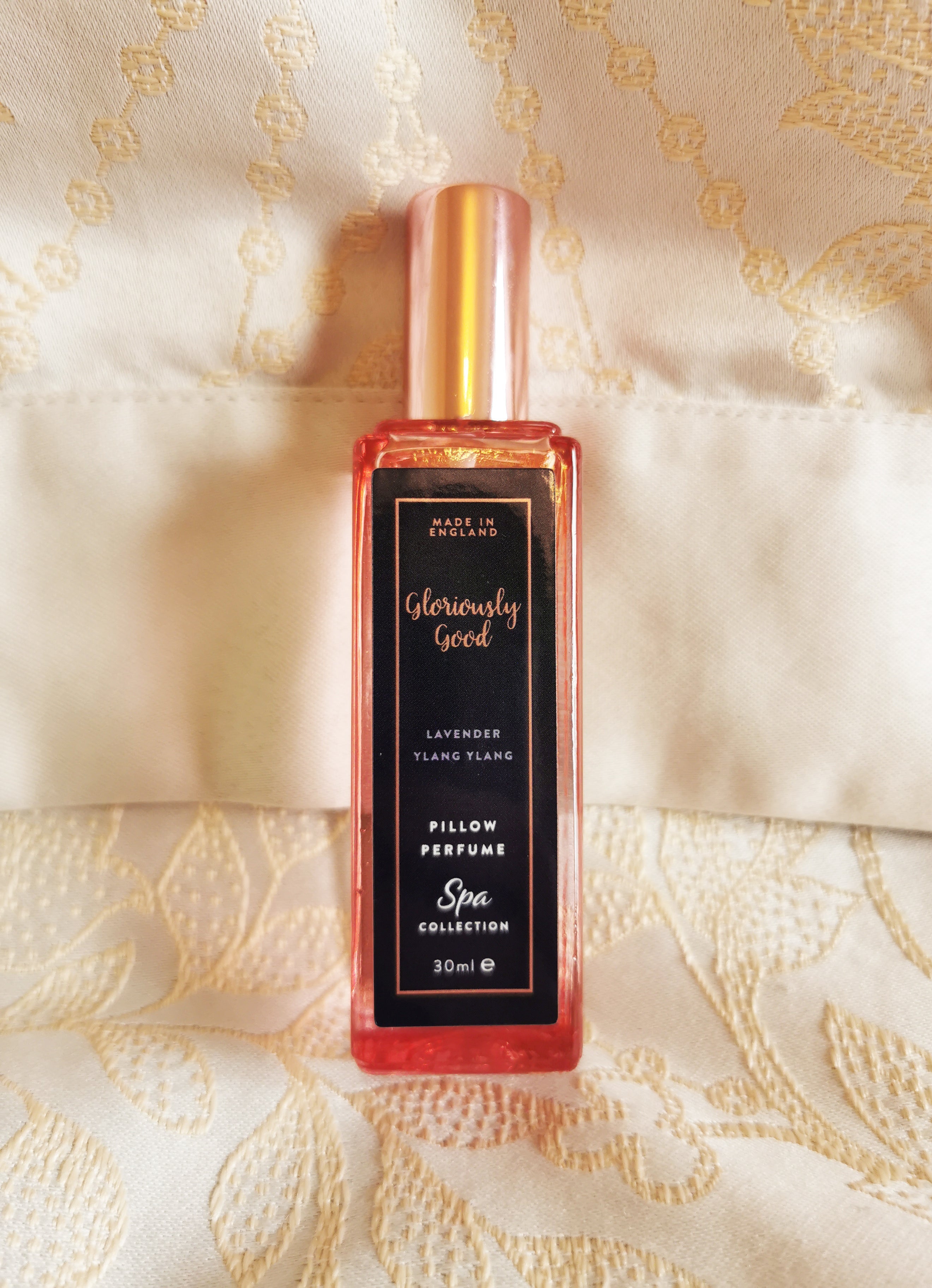Set Regalo Spray Profumato Per Cuscino Lavanda E Ylang Ylang Spa Collection